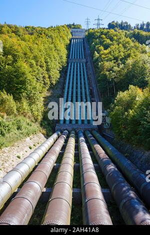 Deutschland, Bayern, Kochel am See, Pipeline Walchensee Kraftwerk Stockfoto