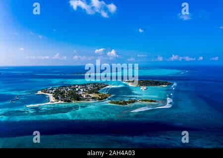 Malediven, Süd Male Atoll, Luftaufnahme von Kandooma und Guraidhoo Stockfoto