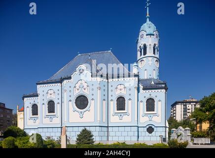 Die Slowakei, Bratislava, Äußere der Kirche St. Elisabeth, Blaue Kirche Stockfoto