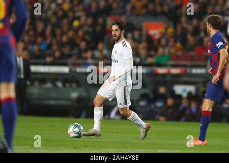 Barcelona, Spanien. 18 Dez, 2019. Isco (Real) Fußball: Spanisch "La Liga Santander' Match zwischen dem FC Barcelona 0:0 Real Madrid CF im Camp Nou in Barcelona, Spanien. Credit: mutsu Kawamori/LBA/Alamy leben Nachrichten Stockfoto