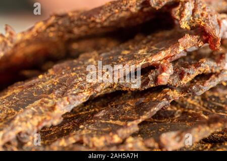 Eine Nahaufnahme von hausgemachten Beef Jerky in Adelaide, South Australia am 24. Dezember 2019 Stockfoto