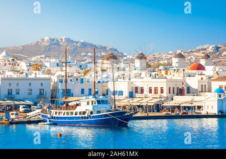Panoramablick auf die Stadt Mykonos, Kykladen, Griechenland Stockfoto