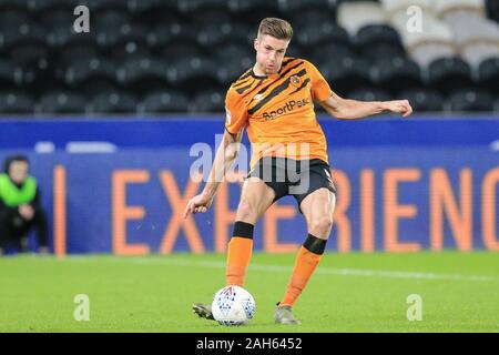 21. Dezember 2019, KC Stadium, Kingston upon Hull, England; Sky Bet Meisterschaft, Hull City v Birmingham City: gleiches Bild Reece Burke (5) von Hull City Credit: David Grieben/News Bilder Stockfoto