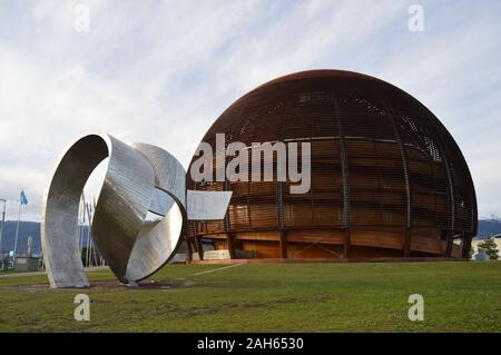 Genf, Schweiz. 21. Dezember 2019. The Globe of Science and Innovation (CERN), Europäische Organisation für Kernforschung. Stockfoto