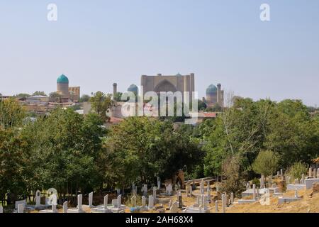 28. September 2019 - Samarkand, Usbekistan: Bleibt der Bibi Khanum Moschee und seinen blauen Kuppel Stockfoto