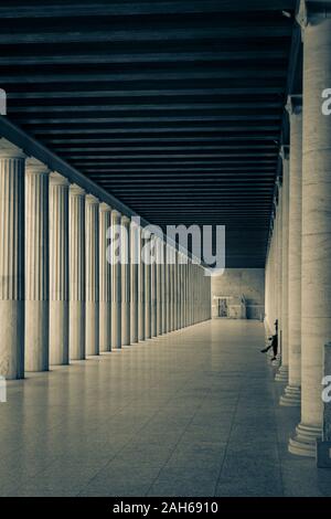 Athen, Griechenland - 1. Juni 2019: Stoa des Attalos (Stoa des Attalos) im antiken Agora Stockfoto