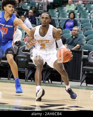 Dezember 25, 2019 - UTEP Miners Schutz Jordanien Lathon (2) Während eines Spiels am Diamond Head Classic zwischen der Boise State Broncos und dem UTEP Miners in der Stan Polizeichef-Mitte in Honolulu, HI Michael Sullivan/CSM zieht. Stockfoto