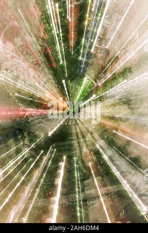 Abstrakte defokussierten Foto Weihnachtsbaum mit zoom Lichteffekt Linien verschwommen festlichen Hintergrund. Stockfoto