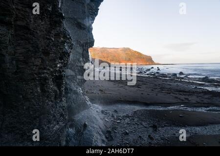 Port Mulgrave ist ein heruntergekommener ehemaliger Eisenstein ausführenden Port auf der North Yorkshire Küste auf halbem Weg zwischen Staithes und [Songbook] Bay im Hinderwell Stockfoto