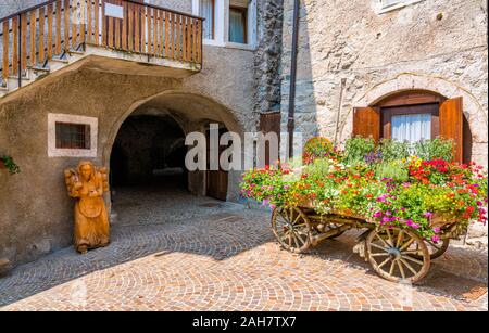 Das malerische Dorf Rango, in der Provinz Trient, Trentino Alto Adige, Italien. Stockfoto