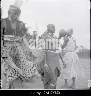 Kenia, Ruel: KuriaDance, circa 1958. 2012/001/6/2/48 D. Stockfoto