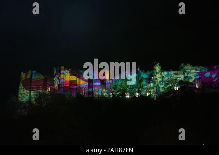 Durham Cathedral leuchtet während der Lumiere Festival 2019 Stockfoto