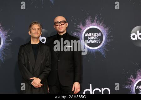 47 American Music Awards - Ankunft bei Microsoft Theater am 24 November, 2019 in Los Angeles, CA bietet: eine große grosse Welt - Tschad König, Ian Axel Wo: Los Angeles, Kalifornien, Vereinigte Staaten, wenn: 24. Nov. 2019 Credit: Nicky Nelson/WENN.com Stockfoto