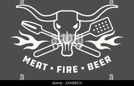 Fleisch, Feuer, Bier Grill Emblem oder Logo mit Kuh Schädel und gekreuzte Utensilien. Moderne flache Design outline Stil. Stock Vektor