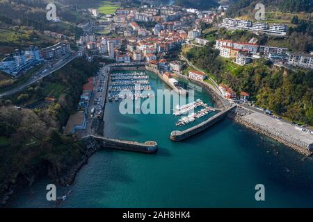 Hafen von Mutriku Luftaufnahme, Gipuzkoa, Baskenland Stockfoto