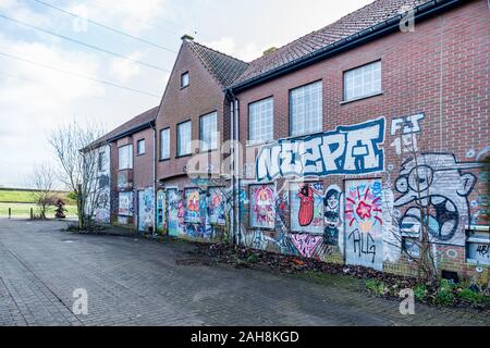 Doel Belgien 24 Dezember 2019 verlassenen Dorf Doel in Belgien als Geisterstadt von grafity Street Art in der Nähe der Kernkraftwerke berücksichtigt Stockfoto