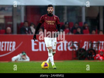 Mailand, ITALIEN - 15. Dezember 2019: Mateo Musacchio blickt auf die Serie A 2019/2020 MAILAND gegen SASSUOLO im San Siro Stadium. Stockfoto