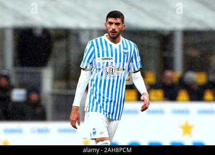 Mailand, ITALIEN - 01. Dezember 2019: Mattia Valoti blickt während der Serie A 2019/2020 INTER V SPAL im San Siro Stadium auf. Stockfoto