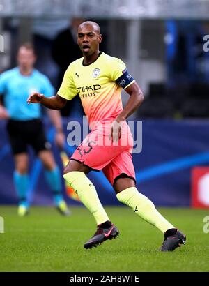 Mailand, ITALIEN - 6. November 2019: Fernandinho im Einsatz während der UEFA Champions League 2019/2020 ATALANTA gegen MANCHESTER CITY im San Siro Stadium. Stockfoto