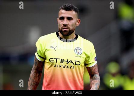 Mailand, ITALIEN - 6. November 2019: Nicolas Otamendi blickt auf die UEFA Champions League 2019/2020 ATALANTA gegen MANCHESTER CITY im San Siro Stadium. Stockfoto