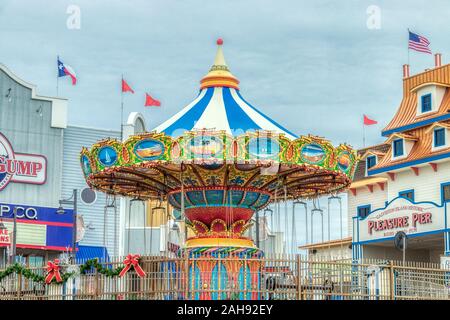 Galveston Seawall Pleasure Pier und städtischen Park auf Seawall Boulevard, Galveston, Texas Stockfoto