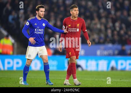 LEICESTER, ENGLAND - 26. Dezember Ben Chilwell (3) von Leicester City und Roberto Firmino (9) von Liverpool in der Premier League Match zwischen Leicester City und Liverpool für die King Power Stadion, Leicester am Donnerstag, den 26. Dezember 2019. (Credit: Jon Hobley | MI Nachrichten) das Fotografieren dürfen nur für Zeitung und/oder Zeitschrift redaktionelle Zwecke verwendet werden, eine Lizenz für die gewerbliche Nutzung Kreditkarte erforderlich: MI Nachrichten & Sport/Alamy leben Nachrichten Stockfoto