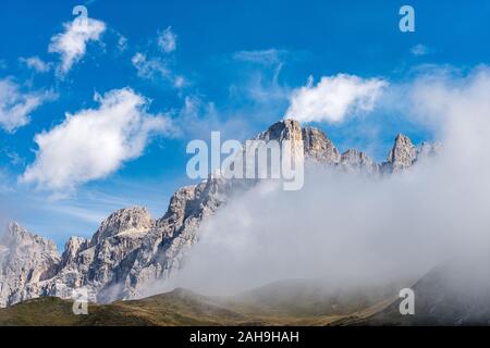 Pale di San Martino, Gipfel der Dolomiten in den italienischen Alpen, UNESCO-Weltkulturerbe im Trentino Alto Adige, Passo Rolle, Italien, Europa Stockfoto