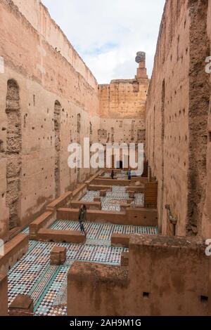 Vorplatz des El-Badi-Palast aus Saadian Dynastie, 16. Jahrhundert, Ruinen, Marrakech, Marokko, Nordafrika. Stockfoto