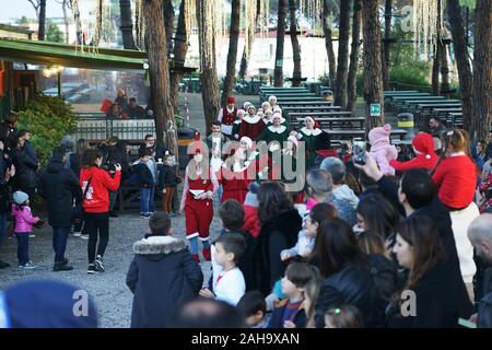 Valle del Natale - Santa Claus Dorf in Torre Del greco, Neapel, italien Stockfoto