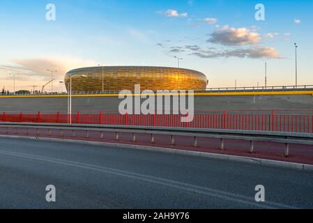 Danzig, Polen - Juli 3, 2016: energa Stadium, Baltic Arena oder Amber Arena - ein Fußball-Stadion in Danzig von der Straße aus gesehen. Stockfoto