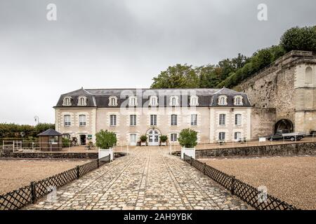 Château de Villandry im regnerischen Wetter im Herbst. Loire Tal. Frankreich. Eines der meistbesuchten Schlösser in Frankreich. Stockfoto