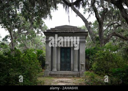 Guckenheimer Krypta, Grave, Friedhof, Krypten, Grabstätten, Friedhöfe, Historische Stätte, Bonaventure Cemetery, Savannah, Georgia, RM USA Stockfoto