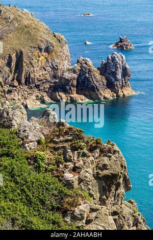 Nez de Jobourg ist ein bekannter und beliebter Wahrzeichen an der normannischen Küste Stockfoto