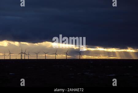 15.04.2017, Rügen, Mecklenburg-Vorpommern, Deutschland - Offshore-Windpark Baltic 2 in der Ostsee. 00 S 170415 D 065 CAROEX.JPG [MODEL RELEASE: NEIN Stockfoto