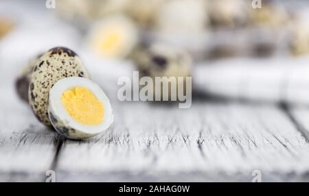 Teil von der Wachtel Eier als detaillierte Nahaufnahme; selektive Fokus Stockfoto