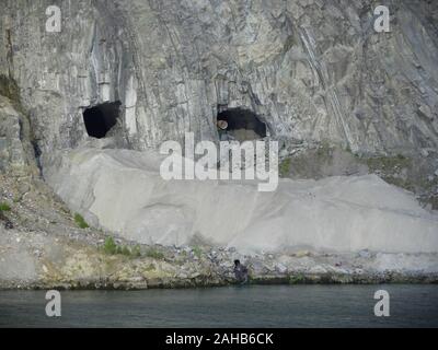 Norwegische Olivenmine, North Cape Minerals, Sibelco, AS Olivin, Raudbergvika Olivenmine, Norddal, Møre Og Romsdal, Norwegen Stockfoto