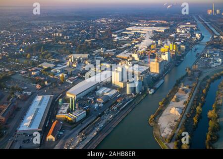 Luftbild, Hammer Hafen am Datteln-Hamm-Kanal mit Ölmühle Jäckering und Brölio Brökelmann,, Neubau Silos, Hamm, Ruhrgebiet, Nordrhein Stockfoto