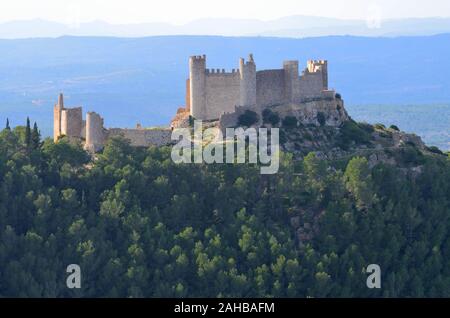 Die Maurische und Templer Burg (10. - 13. Jahrhundert) von Alcala de Xivert, Region Valencia (Spanien) Stockfoto