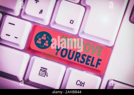 Text Zeichen zeigen, verbessern sich. Business Foto Text machen Sie sich selbst eine bessere oder mehr Auskunftsfreudig zeigen Stockfoto