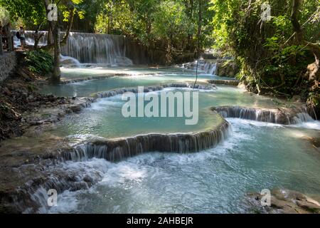 Kuang Si Waterfall in der Nähe von Luang Prabang, Laos Stockfoto