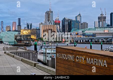 Melbourne ab Melbourne City Marina gesehen Stockfoto