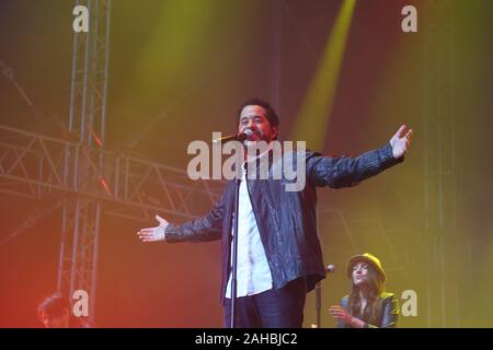 Adel Tawil bei der Taufe MeinSchiff 4 in Kiel am 05.06.2015 Stockfoto