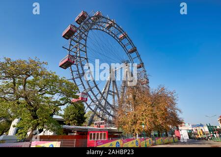 Riesenrad Panoramablick auf das Rad. Prater. Die älteste Riesenrad der Welt. Wien Österreich Stockfoto