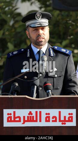 Gaza, Gazastreifen, palästinensischen Gebiet. 28 Dez, 2019. Generaldirektor der Polizei, Major General Mahmud Salah besucht eine Rally Kennzeichnung der 11. Jahrestag der israelischen Krieg gegen den Gazastreifen 2008-2009, Gaza Stadt am Dezember 28, 2019 Credit: Mahmoud Ajjour/APA-Images/ZUMA Draht/Alamy leben Nachrichten Stockfoto