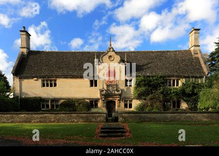 Die alte Armenhäuser, Weekley Dorf, Northamptonshire, England, Großbritannien Stockfoto