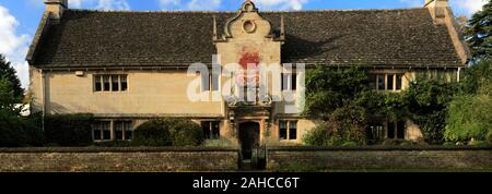 Die alte Armenhäuser, Weekley Dorf, Northamptonshire, England, Großbritannien Stockfoto