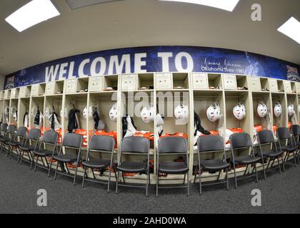 Shreveport, LA, USA. 26 Dez, 2019. Die Miami Hurricanes Schließfachraum an Independence Stadium vor der Unabhängigkeit Schüssel Spiel zwischen der Universität von Miami Hurrikane und der Louisiana Tech Bulldoggen am Independence Stadium in Shreveport, LA. Kevin Langley/Sport Süd Media/CSM/Alamy leben Nachrichten Stockfoto