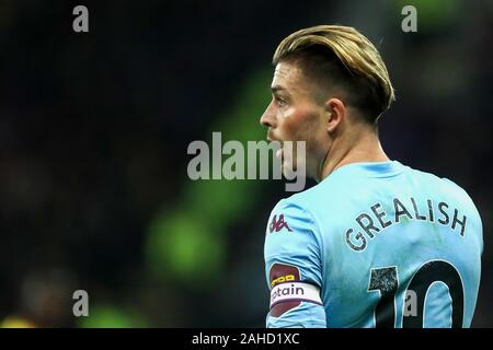 Watford, UK. 28 Dez, 2019. Aston Villa Jack Grealish während der Premier League Match zwischen Watford und Aston Villa an der Vicarage Road, Watford am Samstag, den 28. Dezember 2019. (Credit: Leila Coker | MI Nachrichten) das Fotografieren dürfen nur für Zeitung und/oder Zeitschrift redaktionelle Zwecke verwendet werden, eine Lizenz für die gewerbliche Nutzung Kreditkarte erforderlich: MI Nachrichten & Sport/Alamy leben Nachrichten Stockfoto