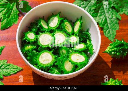 Stück Stück bitteren Kürbis/bitter Melone, gut für Diabetes Stockfoto