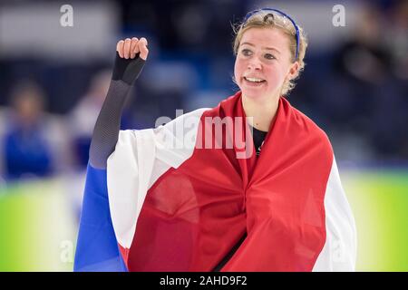 Heerenveen, Niederlande. 28 Dez, 2019. HEERENVEEN Thialf Eisstadion, 28-12-2019, Saison 2019/2020, niederländischen Single Entfernungen Meisterschaften. 3000 m Damen Esmee Visser während des Spiels NK Single Entfernungen vom 28. Dezember Credit: Pro Schüsse/Alamy leben Nachrichten Stockfoto